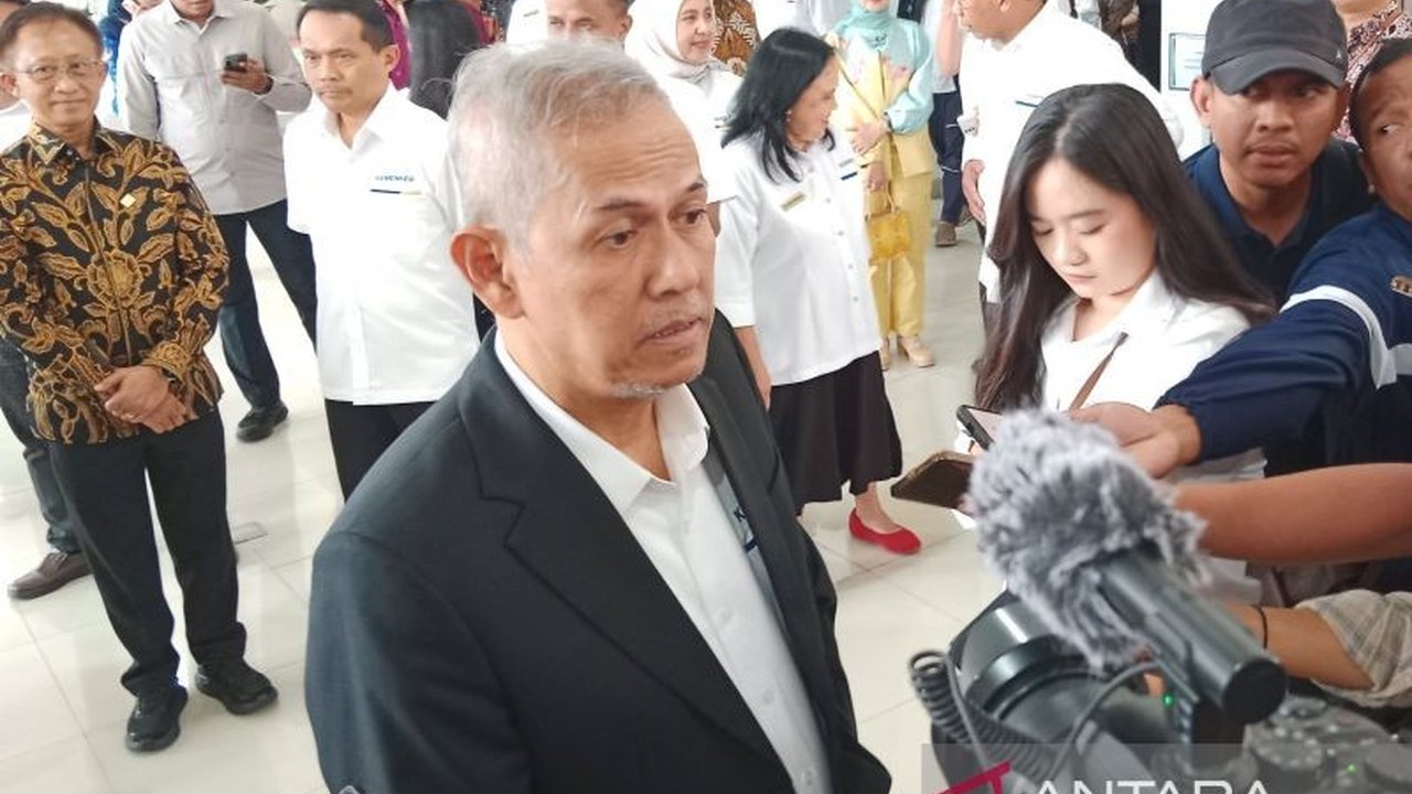 Deputi Menteri Keuangan RI, Anggito Abimanyu, menyambut baik dukungan berkelanjutan IMF dalam menjaga stabilitas ekonomi dan fiskal Indonesia,  sebagaimana disampaikan dalam pertemuan dengan perwakilan IMF.