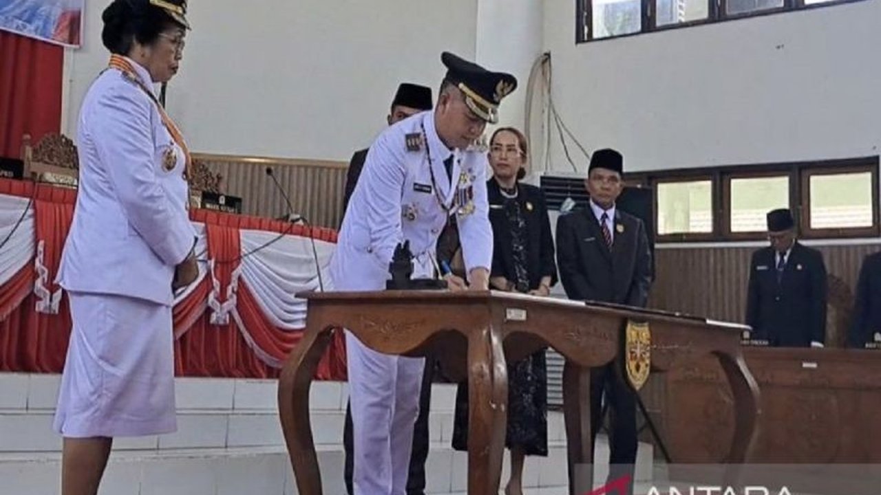 Pemerintah Kabupaten Gunung Mas, Kalimantan Tengah, mengesahkan Perda baru untuk memperkuat peran dan fungsi kelembagaan Adat Dayak dalam berbagai aspek kehidupan masyarakat.