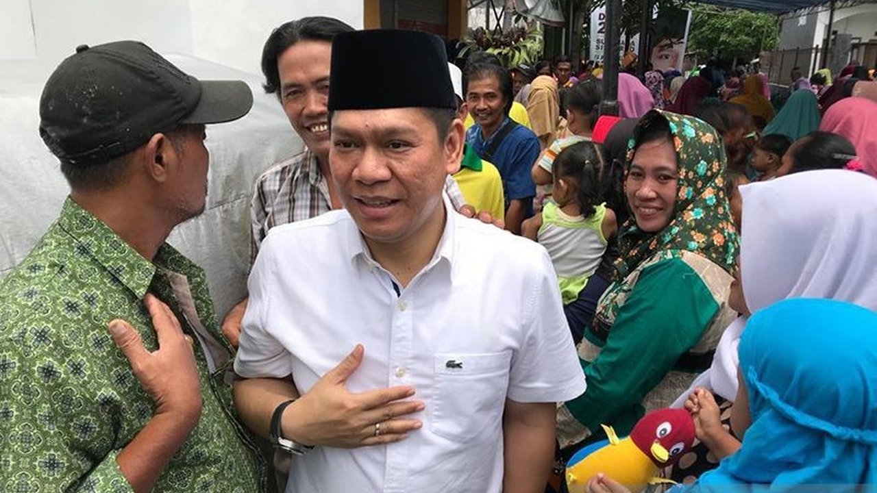 Wakil Ketua DPR Adies Kadir menyatakan akan berkoordinasi dengan komisi terkait untuk menindaklanjuti temuan Minyakita yang tidak sesuai takaran, melibatkan Komisi VI, XII, dan III serta Bareskrim Polri.