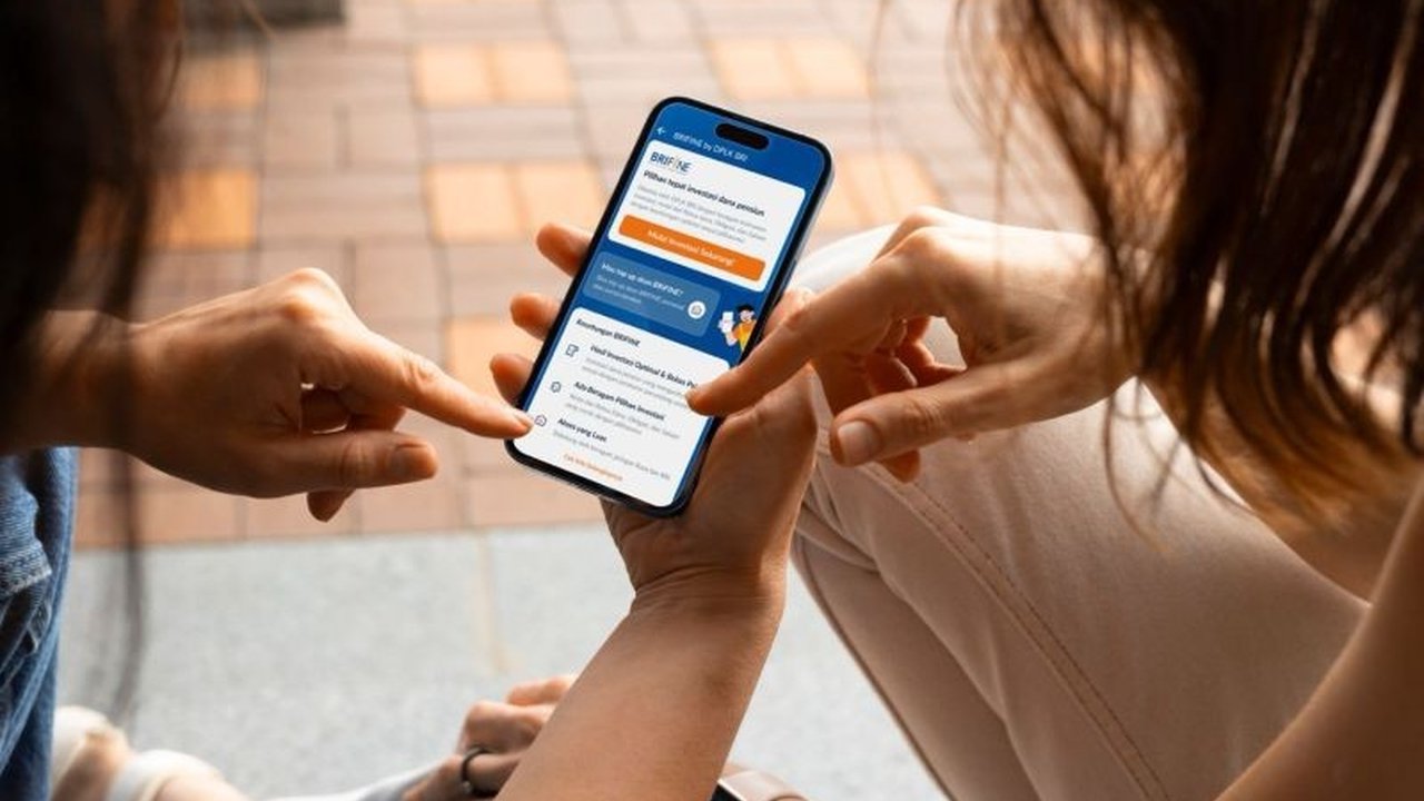 BRI melalui DPLK BRI bermitra dengan Bank Raya untuk menghadirkan fitur dana pensiun BRIFINE di Raya App, memberikan akses mudah dan fleksibel bagi masyarakat dalam merencanakan masa pensiun.