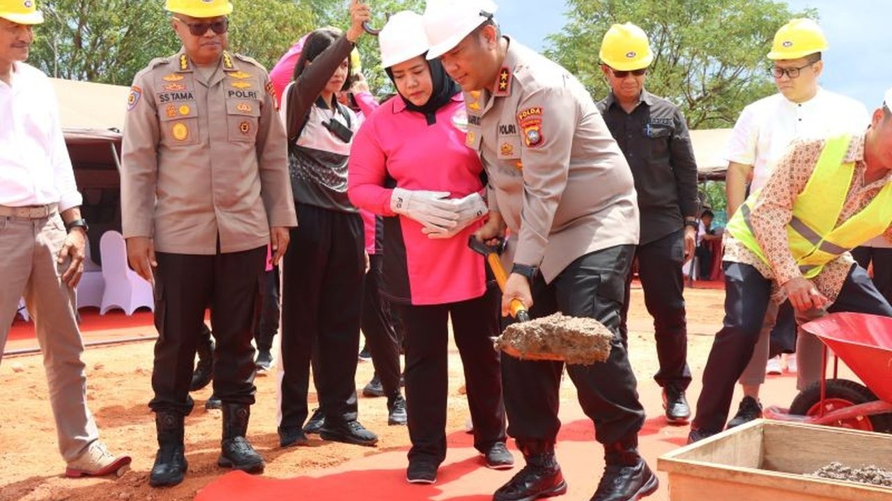 Polda Kepri membangun dapur Sentra Pangan dan Pengelolaan Gizi (SPPG) untuk mendukung program Makan Bergizi Gratis (MBG) di Batam, ditargetkan beroperasi Juni 2025.
