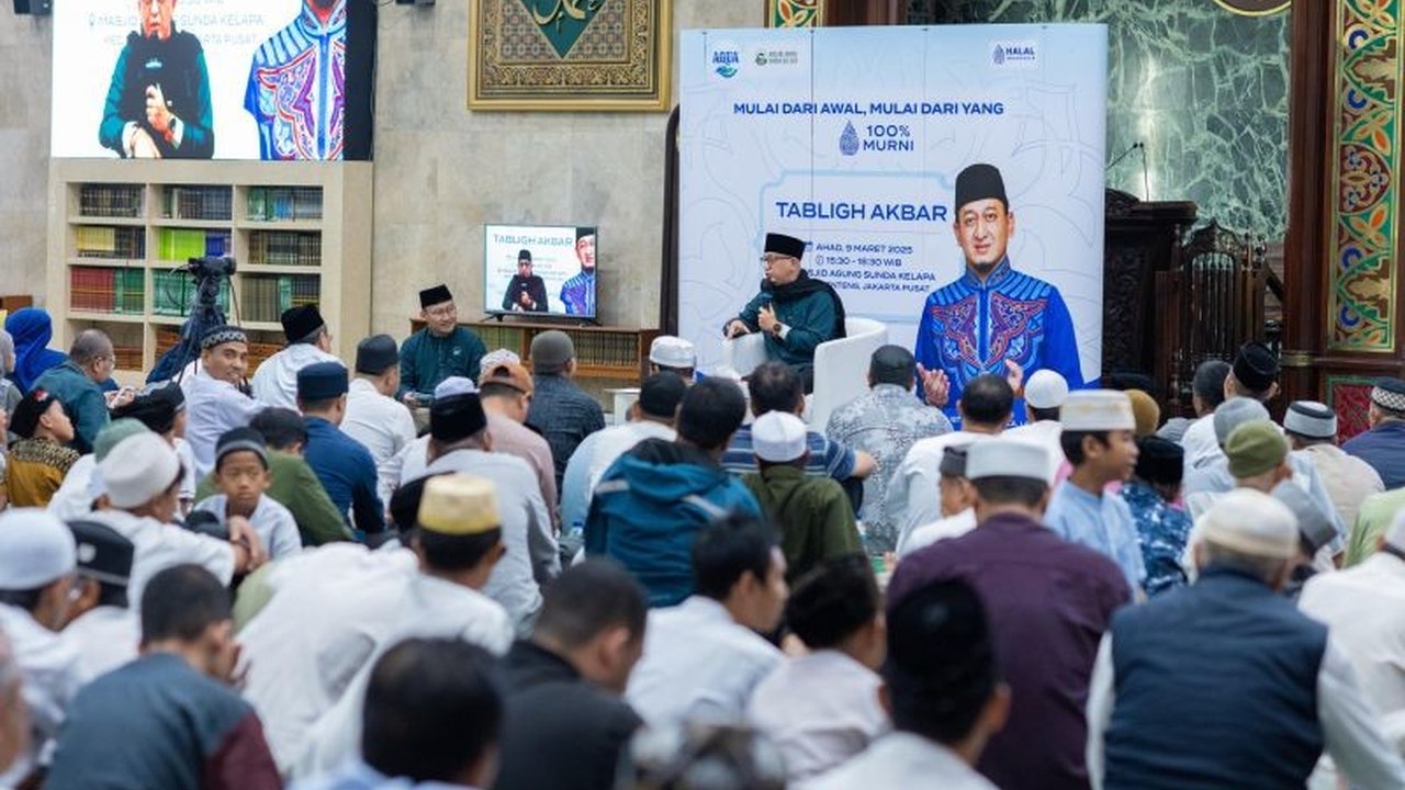 AQUA dan Masjid Sunda Kelapa Gelar Tabligh Akbar dan Bazar UMKM Ramadhan