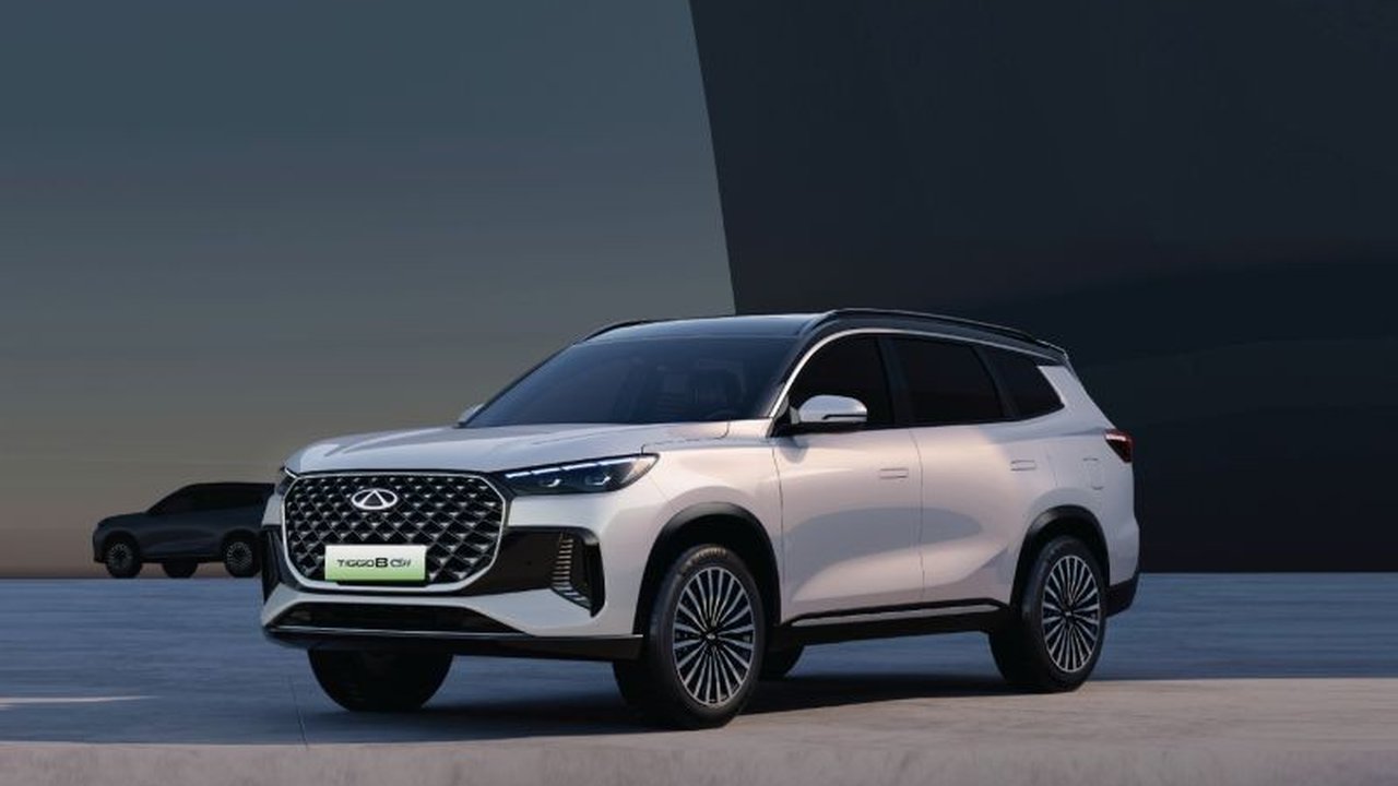 Chery, pabrikan otomotif asal China, menetapkan ambisi besar untuk menjadi pemimpin pasar mobil hybrid dunia berkat inovasi teknologi dan riset & pengembangan yang masif.