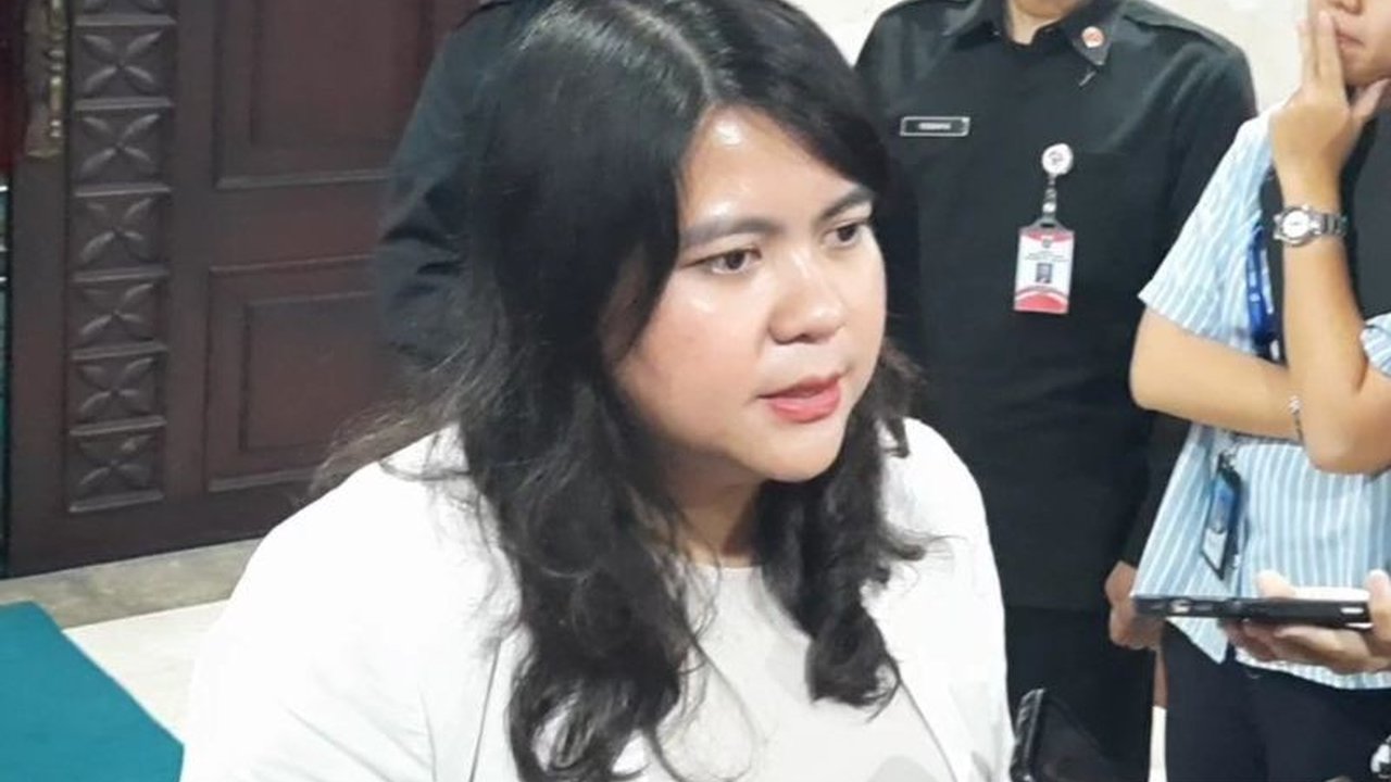 Pemprov DKI Jakarta akan memulai uji coba program sekolah swasta gratis di 40 sekolah untuk memastikan terpenuhinya hak pendidikan 12 tahun bagi warga kurang mampu, dengan prioritas pada wilayah dengan akses pendidikan negeri terbatas.