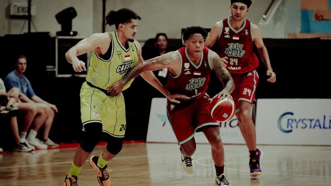 Pasific Caesar Surabaya berhasil unggul tipis atas Bali United Basketball dengan skor 94-89 pada laga pekan kedelapan IBL 2025 di Bali, Rabu malam.