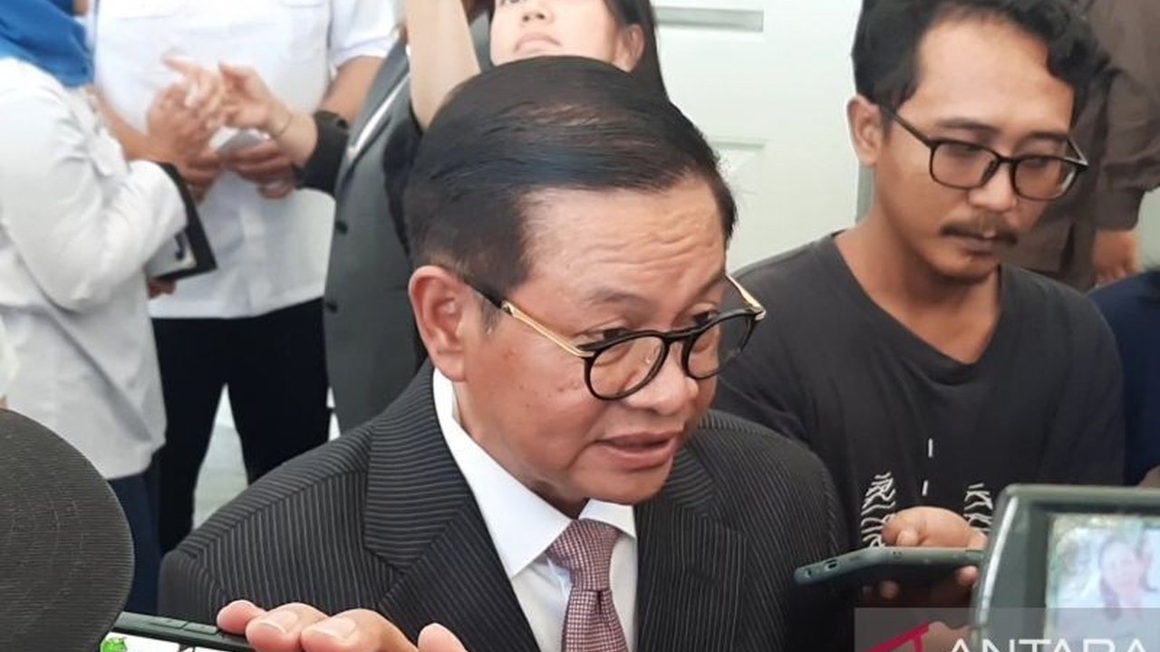 Pemprov DKI Jakarta akan membangun tiga tanggul mitigasi di Muara Karang, Cilincing, dan Muara Baru pasca Lebaran untuk mengurangi dampak banjir rob.