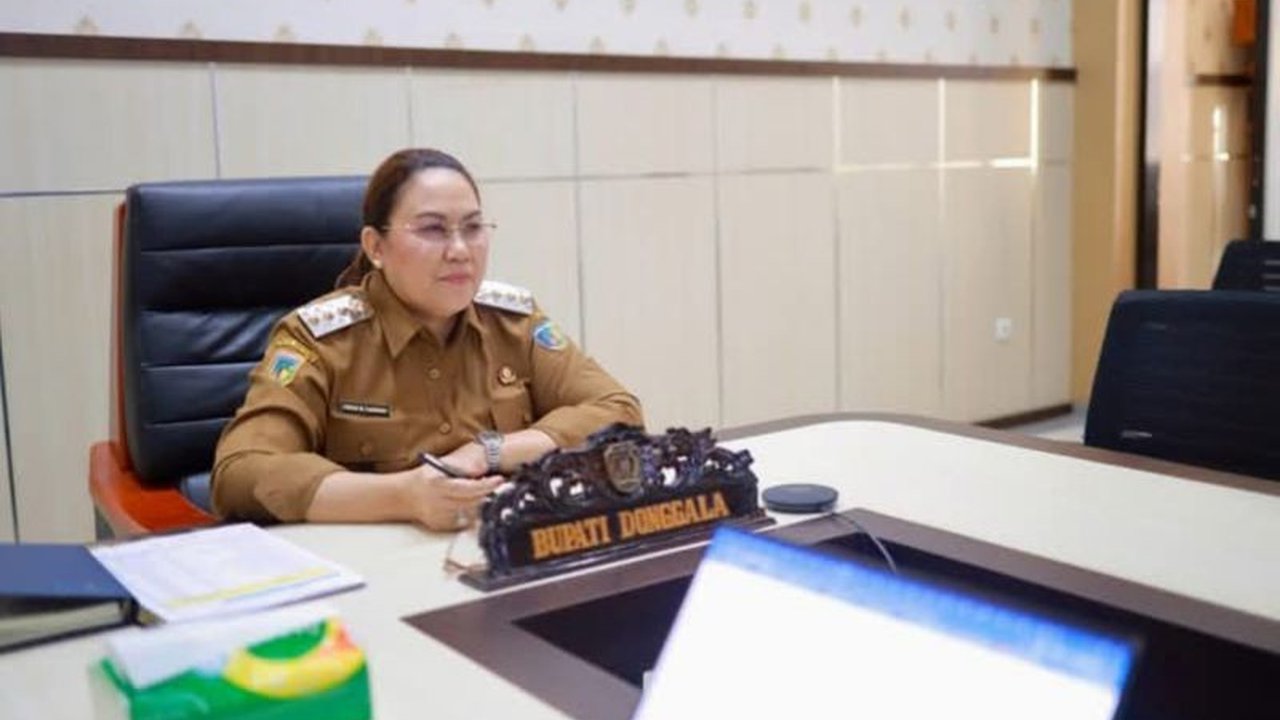 Pemkab Donggala memberikan ultimatum 14 hari kepada para kontraktor dan penyedia jasa untuk menyelesaikan tunggakan temuan BPK, atau akan berurusan dengan jalur hukum.