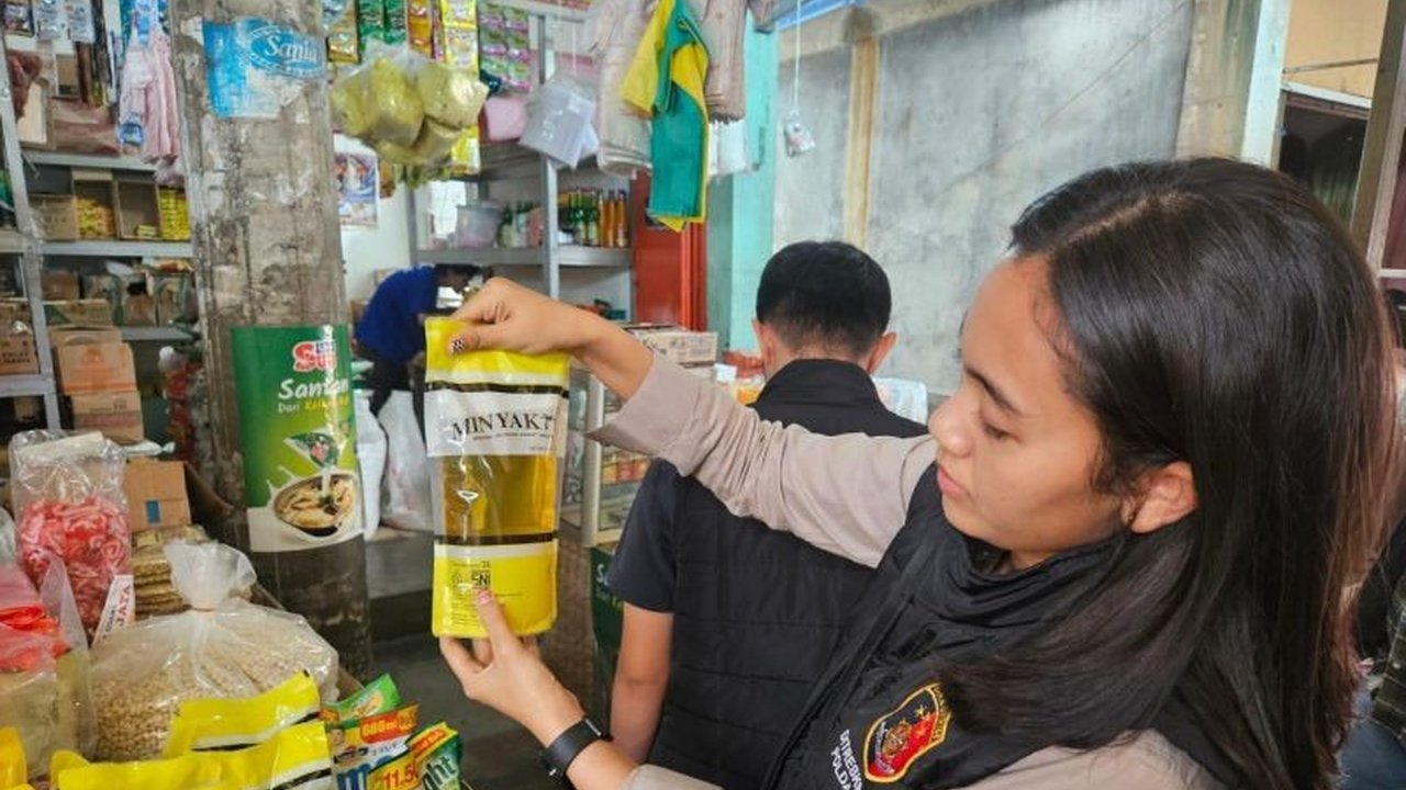 Satgas Pangan Polda Kepri melakukan pengecekan takaran MinyakKita di Batam dan memastikan sesuai standar, serta mengawasi distribusi untuk mencegah praktik curang.