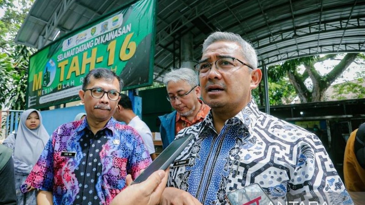 Menghadapi ancaman bencana akibat cuaca ekstrem, Pemkot Bandung meminta camat dan lurah untuk meningkatkan kesiapsiagaan dan menjadi garda terdepan dalam memastikan keselamatan warga.