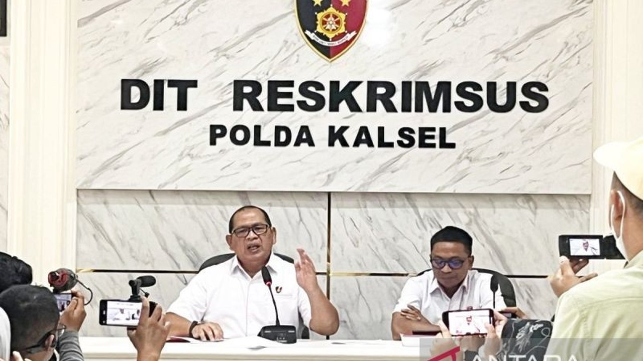 Polda Kalsel membantah penyitaan ikan asin di Toko Mama Khas Banjar, Banjarbaru, yang kini berkas perkaranya telah dilimpahkan ke Kejaksaan terkait pelanggaran label produk.