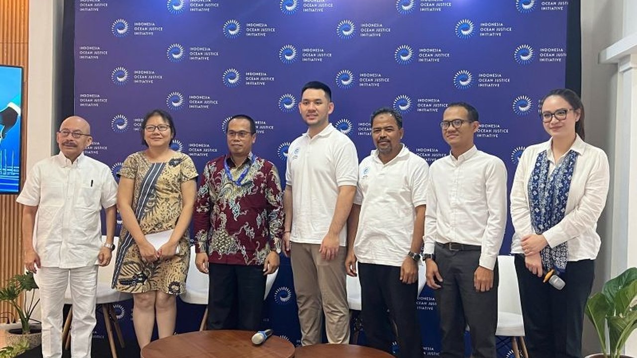 Penelitian IOJI membantah klaim adanya daratan di area SHGB pagar laut Tangerang; analisis citra satelit menunjukkan wilayah tersebut selalu berupa perairan sejak 1988.