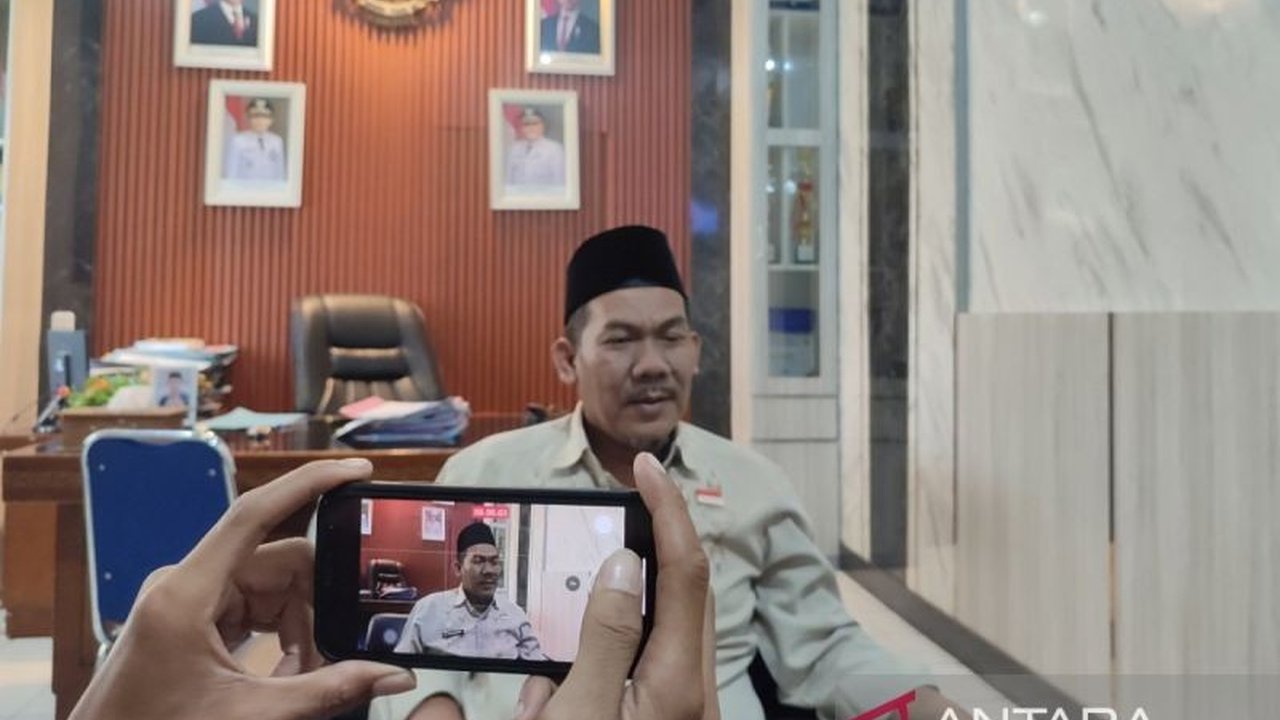 Pemkot Bengkulu tegaskan program Makan Bergizi Gratis (MBG) selama Ramadhan 1446 H berjalan lancar dan sesuai prosedur, tanpa ditemukan kecurangan.