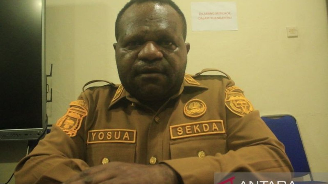 Pemkab Tolikara, Papua Pegunungan, alokasikan Rp5 miliar untuk program Sarapan Sehat Anak Sekolah (Sarasehans) di tahun 2025 guna meningkatkan gizi dan kehadiran siswa.