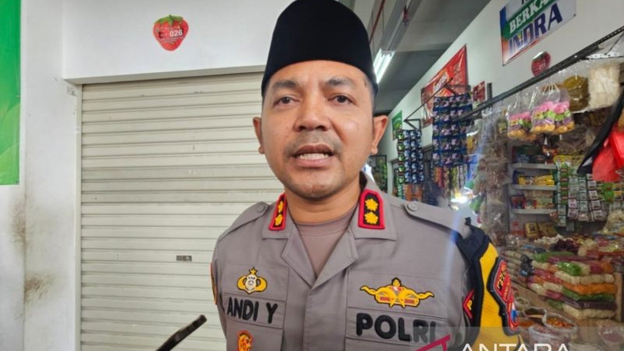 Polres Batu berinisiatif menggunakan shuttle bus untuk mengurangi kemacetan di Kota Batu selama libur Lebaran 2025, dengan rute yang terintegrasi dari hotel ke objek wisata dan pusat oleh-oleh.