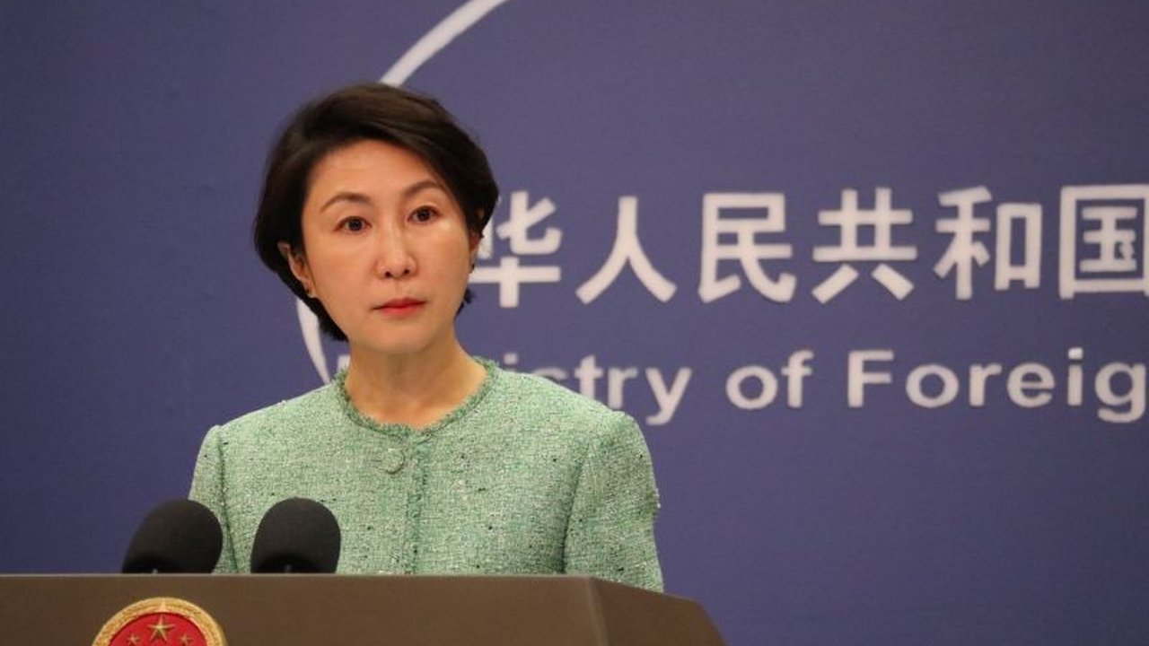 China mengecam keras tarif baru AS untuk baja dan aluminium, namun tetap menyatakan kesediaannya bernegosiasi untuk menyelesaikan perselisihan perdagangan.