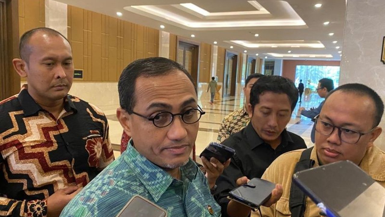 OJK melaporkan kontribusi positif ekosistem kripto terhadap penerimaan negara mencapai Rp620 miliar hingga 2024, didorong oleh pertumbuhan transaksi dan pengawasan yang ketat.