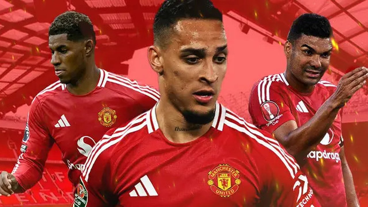 Manchester United - 3 Pemain MU yang Tampil Buruk Musim Ini: Rashford, Casemiro, Antony (Bola.com/Adreanus Titus/Geaby Fadhilatu Sholikha)