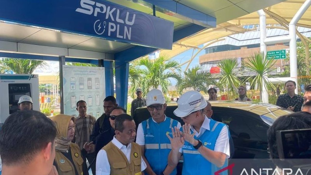 Menteri ESDM, Bahlil Lahadalia, menjamin kualitas BBM Pertamina tetap terjaga dan stok aman jelang Idul Fitri, serta memastikan pengawasan ketat dari hulu hingga hilir distribusi.