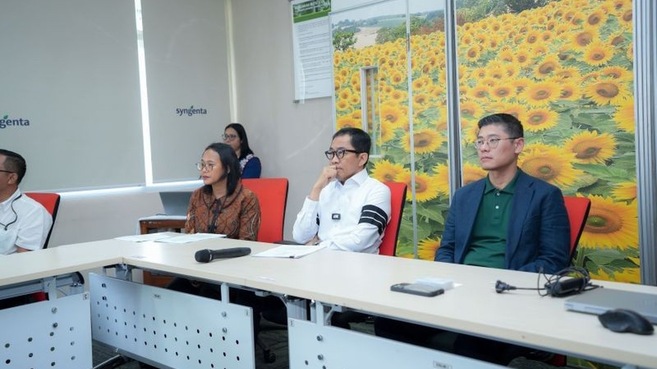 Wakil Menteri Perindustrian (Wamenperin) melihat program ketahanan pangan pemerintah sebagai peluang besar bagi pertumbuhan industri agro di Indonesia, di tengah tantangan seperti lahan sempit dan produk impor.