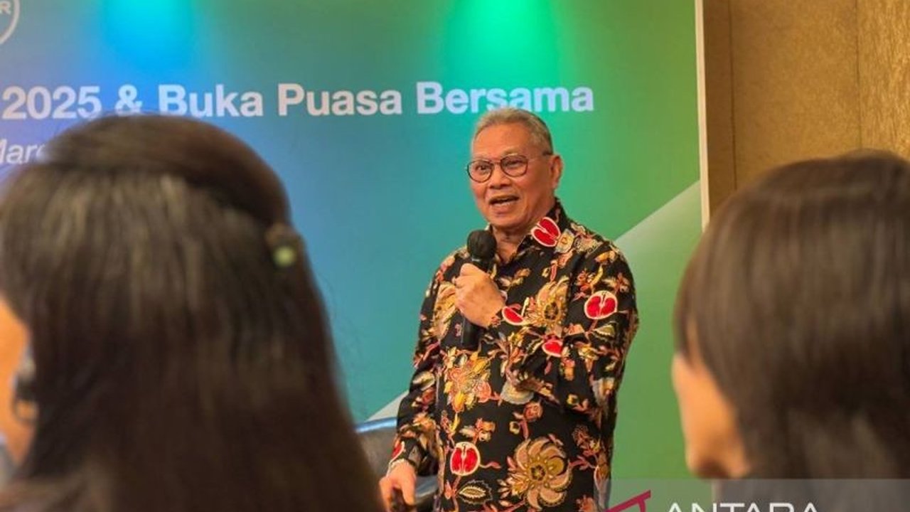 Banyak penderita penyakit ginjal kronis baru menyadari kondisi mereka saat ginjal sudah rusak serius; deteksi dini dengan pemeriksaan UACR dan tes darah sangat penting untuk mencegah progresif ke gagal ginjal.