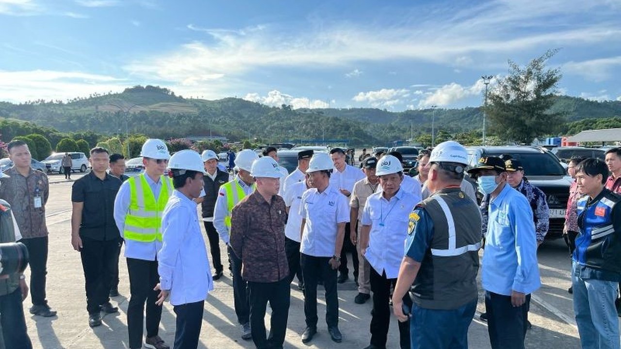 Menteri Perhubungan meninjau kesiapan Pelabuhan Bandar Bakau Jaya (BBJ) dan Pelabuhan WIKA di Lampung Selatan untuk memastikan kelancaran arus mudik Lebaran 2025.