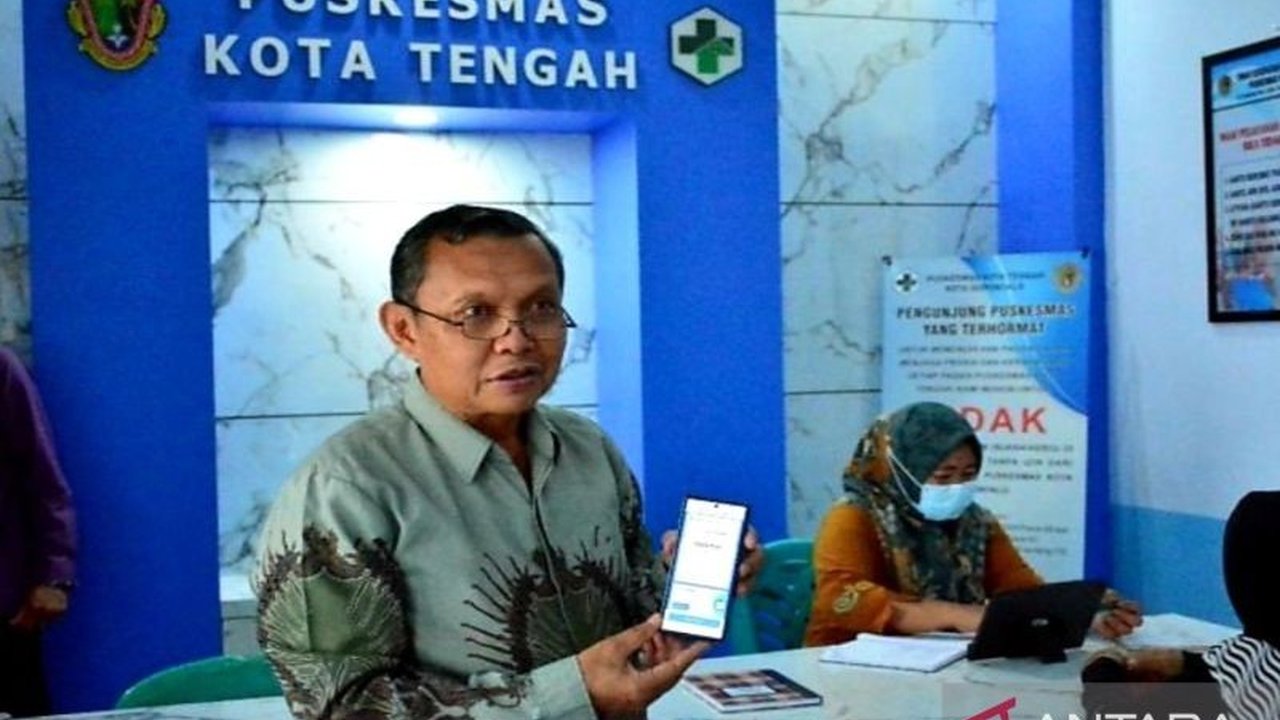 Rektor Universitas Muhammadiyah Gorontalo mengajak masyarakat Gorontalo untuk memanfaatkan program Cek Kesehatan Gratis guna deteksi dini masalah kesehatan, terutama bagi mereka yang kurang mampu.