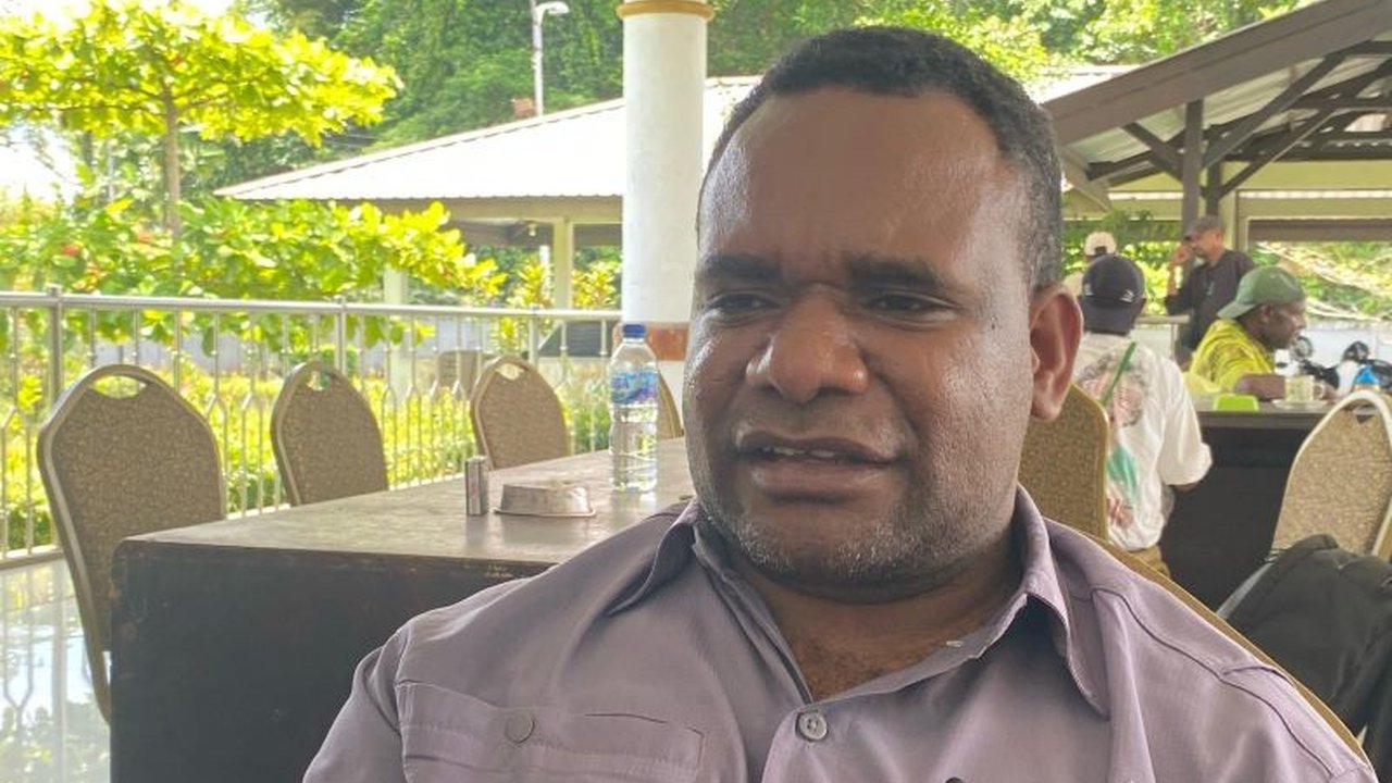 DPRK Mimika sebut Program Makanan Bergizi Gratis (MBG) sebagai investasi masa depan anak Indonesia, membantu pertumbuhan optimal dan meringankan beban orang tua.