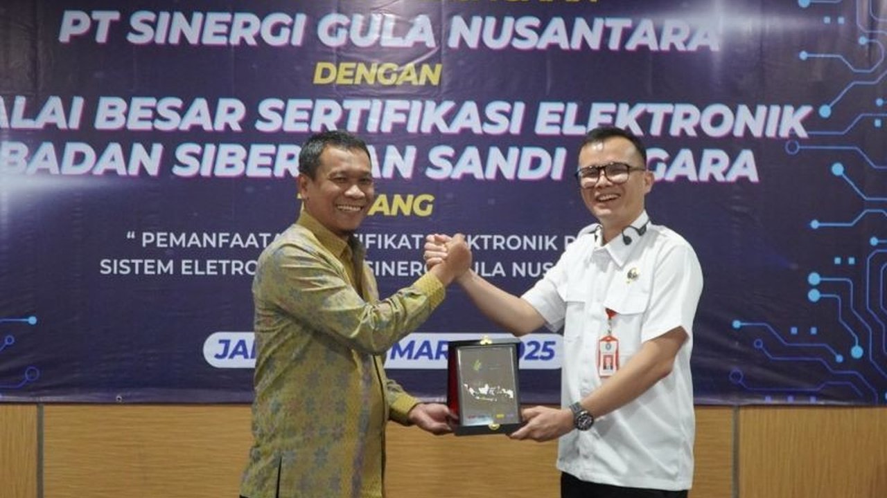 PT Sinergi Gula Nusantara (SGN) berkolaborasi dengan BSSN untuk menerapkan sertifikasi elektronik, memperkuat keamanan siber, dan mempercepat transformasi digital guna mencapai swasembada gula nasional pada 2027.