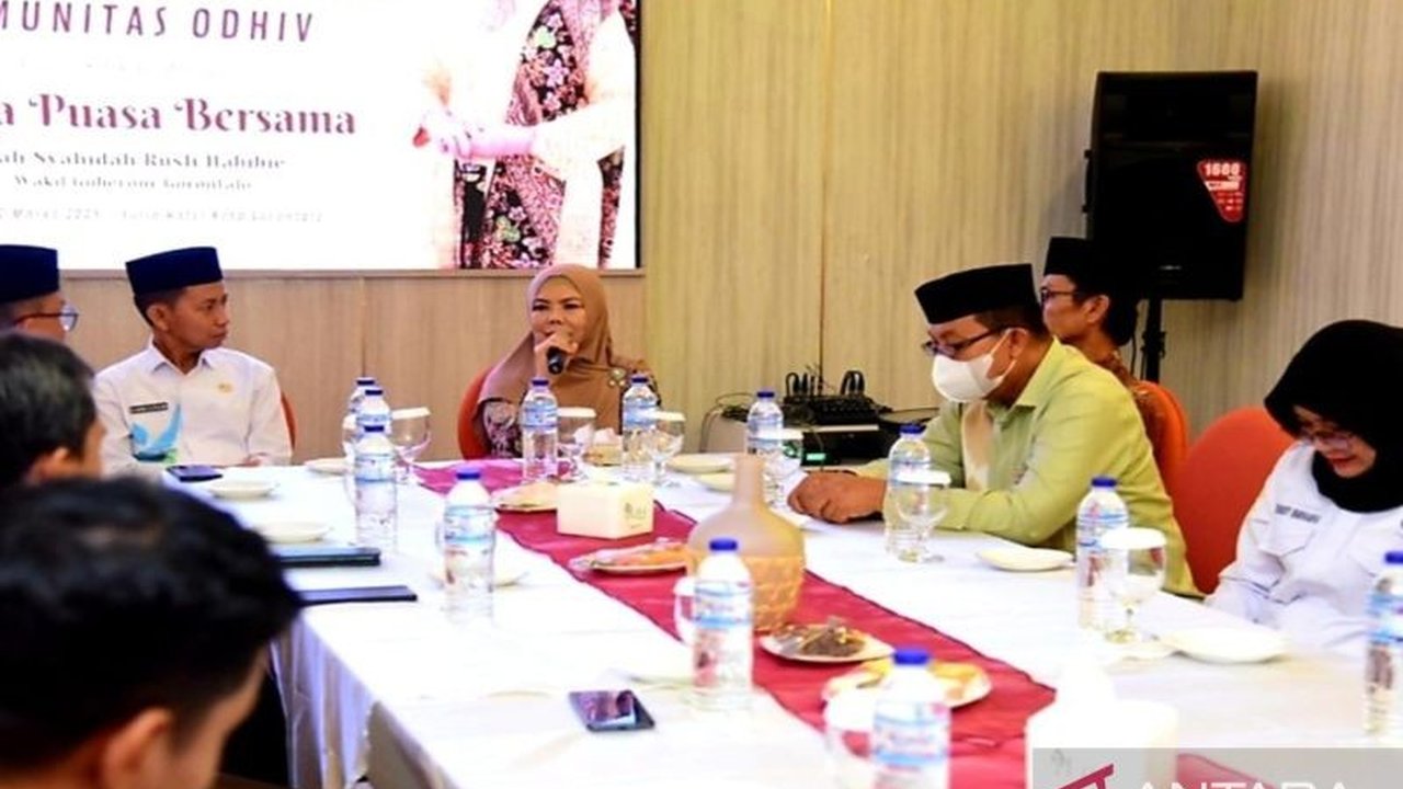 Wakil Gubernur Gorontalo mendorong Komisi Perlindungan AIDS (KPA) untuk mengintensifkan program pencegahan dan penanggulangan HIV/AIDS di Gorontalo, termasuk pemetaan penyebaran informasi dan skrining HIV bergerak.