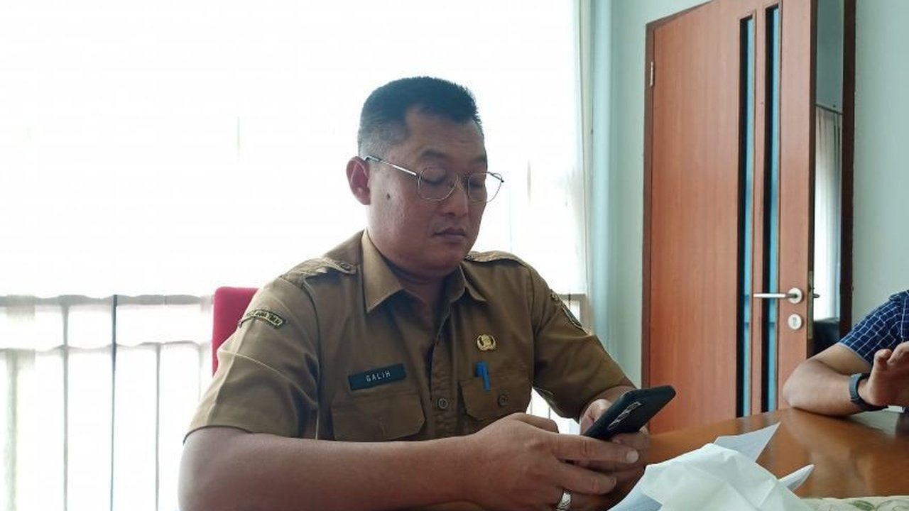 Pemkab Tulungagung telah mengalokasikan anggaran sebesar Rp66,142 miliar untuk pembayaran THR bagi ASN dan PPPK, meningkat dari tahun lalu karena bertambahnya jumlah pegawai.