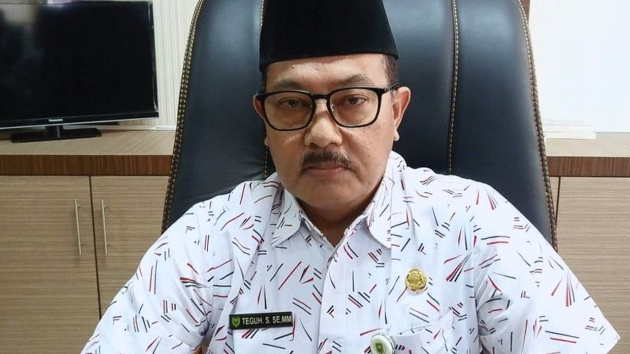 Pemkab Pasaman menghadapi tantangan besar dalam membiayai PSU Pilkada dengan anggaran Rp15,6 miliar, memaksa efisiensi anggaran dan pencarian bantuan dana.
