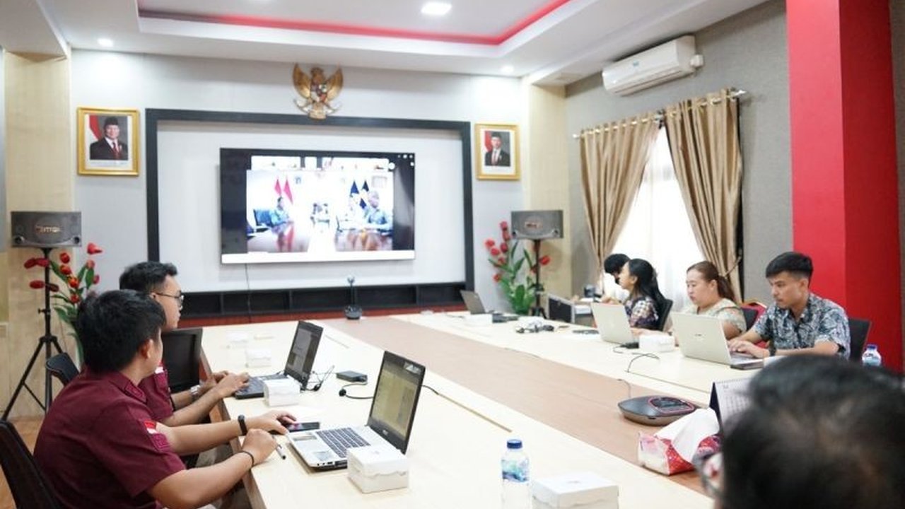 Kemenkumham Sulut dan Badan Strategi Kebijakan Hukum menggelar sosialisasi Indeks Reformasi Hukum (IRH) untuk tingkatkan investasi di Sulawesi Utara, menekankan pentingnya perubahan cara pandang pemerintah daerah terhadap IRH.