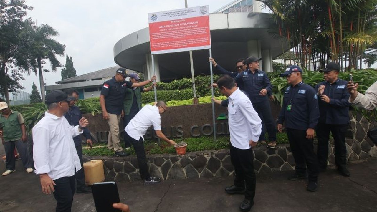 Menteri Zulkifli Hasan dan Hanif Faisol menyegel sembilan lokasi di Bogor yang melanggar aturan lingkungan, menandai komitmen pemerintah untuk penegakan hukum tanpa pandang bulu dalam pengelolaan lingkungan.