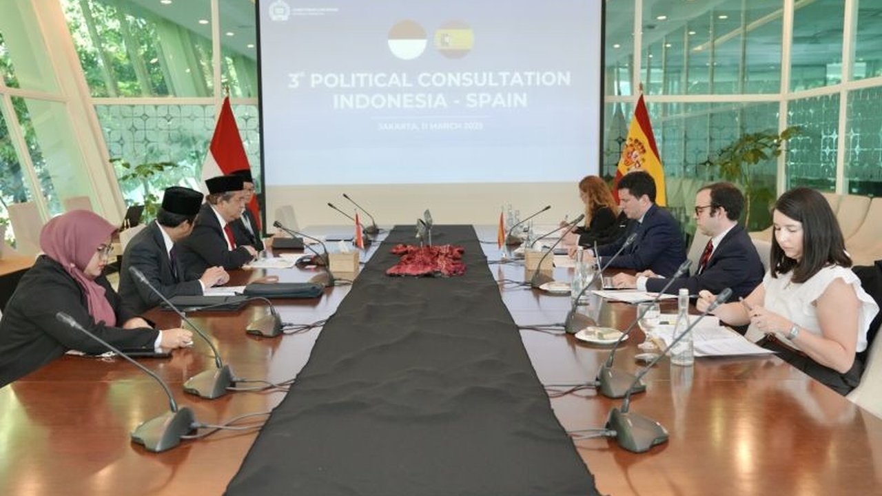Indonesia dan Spanyol menyepakati peningkatan kerja sama keuangan bilateral untuk mendukung pembangunan berkelanjutan dan inovasi ekonomi, mencakup proyek strategis dan pengembangan energi terbarukan.