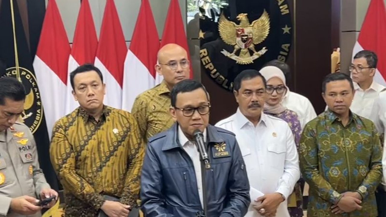 Menteri Ketenagakerjaan Abdul Kadir Karding ungkap empat masalah utama pekerja migran Indonesia, yaitu keberangkatan ilegal, keterampilan, kendala bahasa, dan pola pikir, serta membentuk help desk perlindungan pekerja migran.
