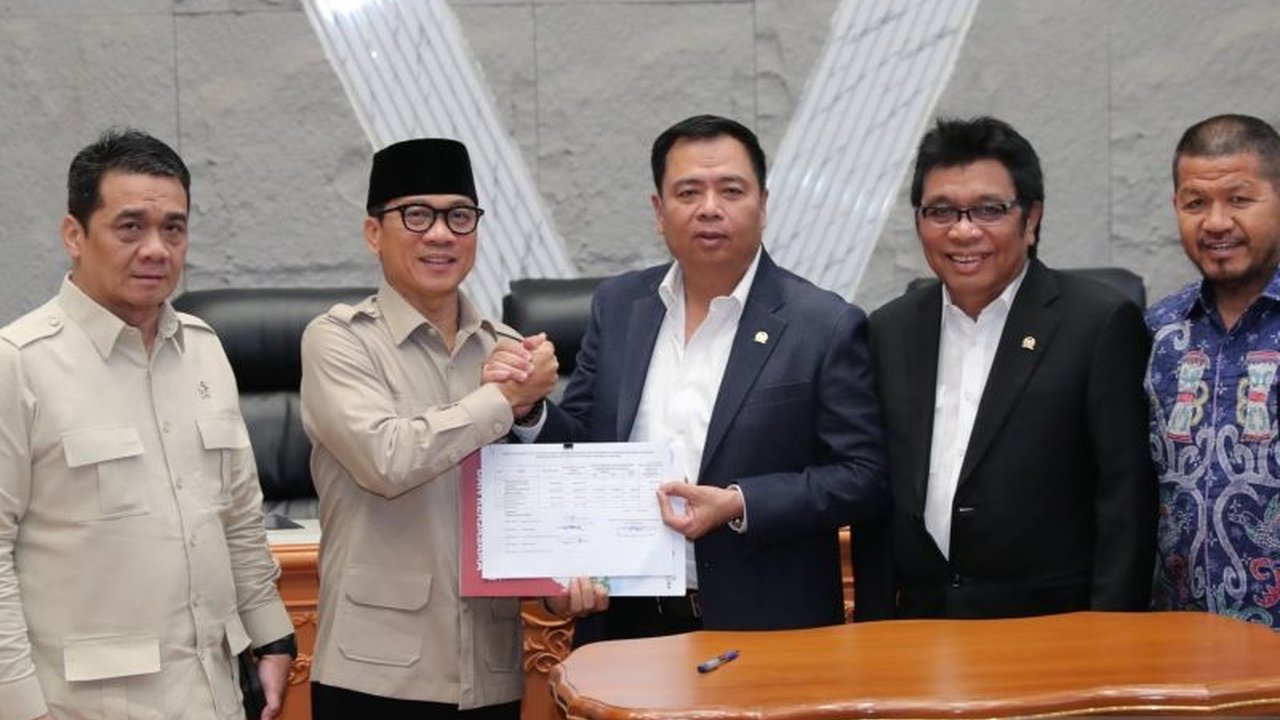 Komisi V DPR Dukung Penuh Mendes Evaluasi TPP yang Nyaleg: Prioritaskan Pembangunan Desa