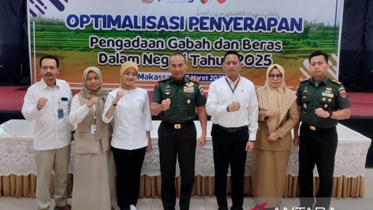 TNI-Polri Bantu Bulog Sulselbar Serap Gabah Petani Capai Target 579 Ribu Ton