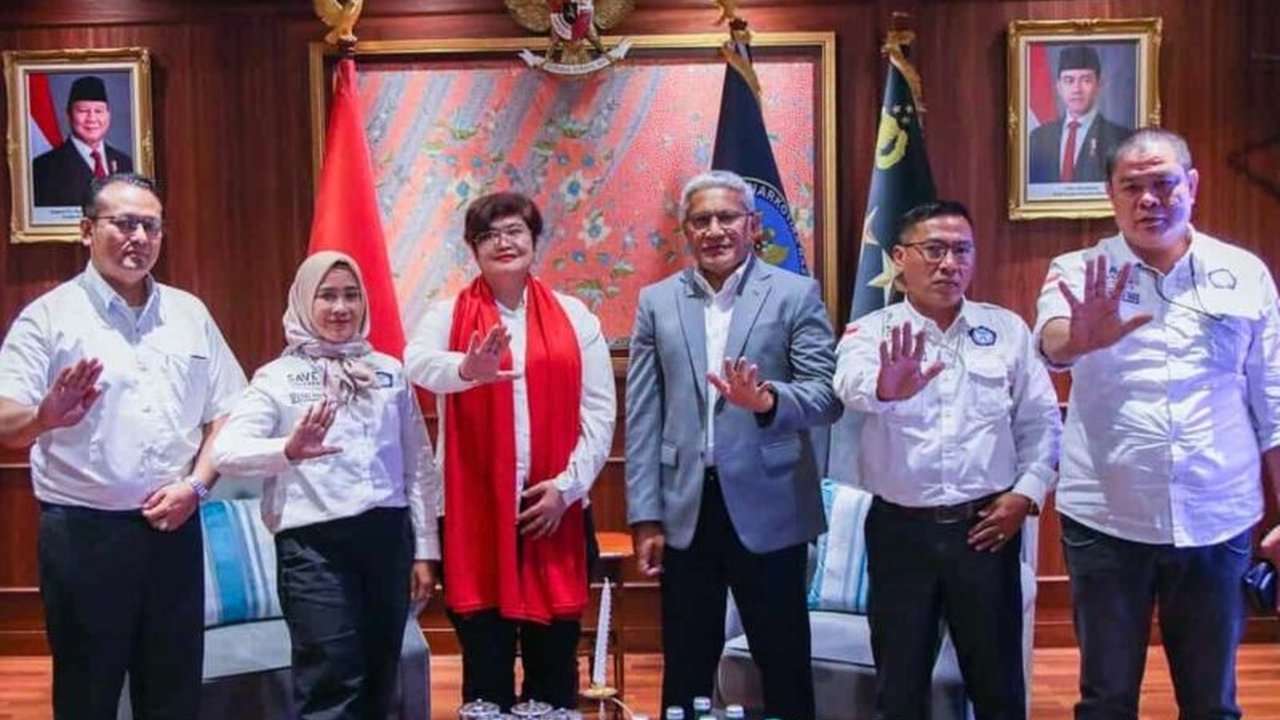 Badan Narkotika Nasional (BNN) dan Tim Reaksi Cepat Perlindungan Perempuan dan Anak Indonesia (TRC PPAI) sepakat bekerja sama melindungi pekerja migran Indonesia (PMI) dari modus kejahatan bandar narkoba.