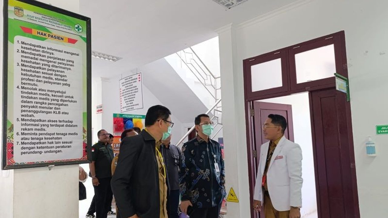 Kemenpan RB meminta Pemkab Mimika meningkatkan layanan publik berbasis digitalisasi untuk menjaga konsistensi pelayanan dan meningkatkan kepuasan masyarakat, meskipun terjadi pergantian pimpinan.