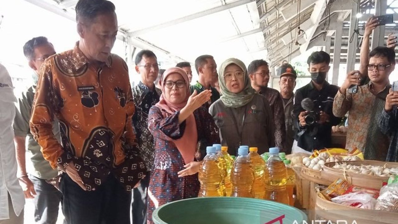 Tim Pengendali Inflasi Daerah (TPID) Bantul menemukan Minyakita dengan takaran kurang dari seharusnya di pasar tradisional, memicu pengawasan ketat.