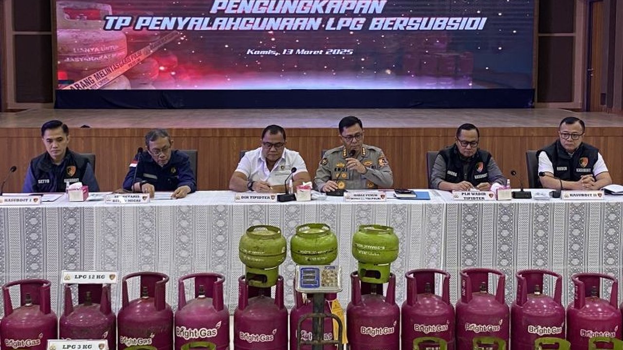Bareskrim Polri menetapkan lima tersangka kasus penyuntikan tabung gas LPG subsidi di Jawa Barat dan Jawa Tengah, meraup keuntungan hingga Rp10 miliar.
