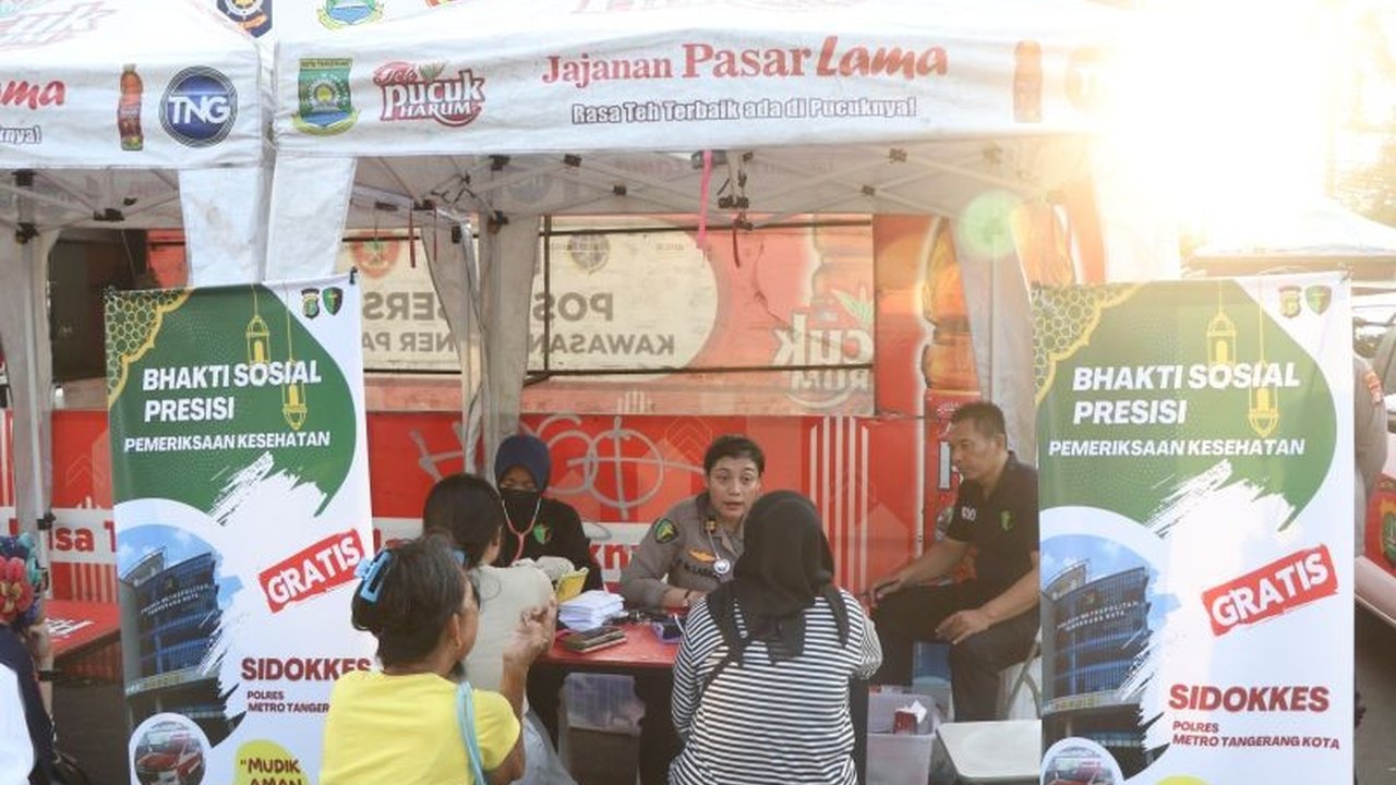Polres Metro Tangerang Kota mengadakan pemeriksaan kesehatan gratis di Pasar Lama Tangerang, melayani 38 warga dengan keluhan beragam penyakit, guna membantu masyarakat tetap sehat selama bulan puasa.