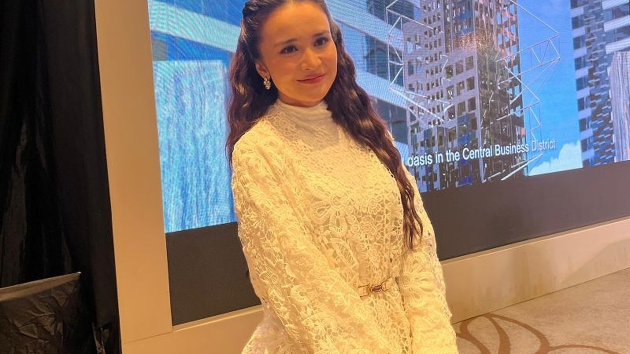 Aktris Michelle Ziudith mengungkapkan bahwa sop buah menjadi hidangan tak tergantikan saat berbuka puasa, berbeda dengan makanan gorengan yang kurang diminati.