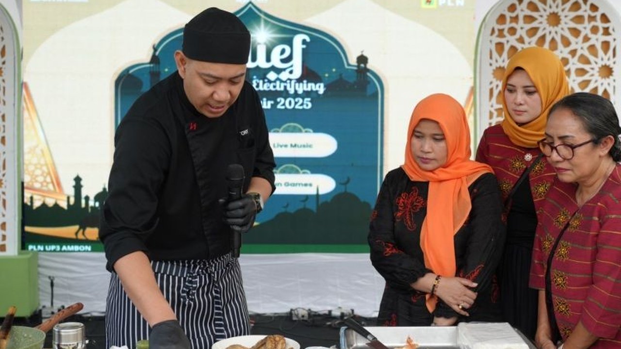 PLN Maluku menggelar Ramadhan Electrifying Lifestyle Fair (Relief) 2025, mengedukasi masyarakat tentang gaya hidup serba listrik ramah lingkungan dan berbagi santunan kepada kaum dhuafa.