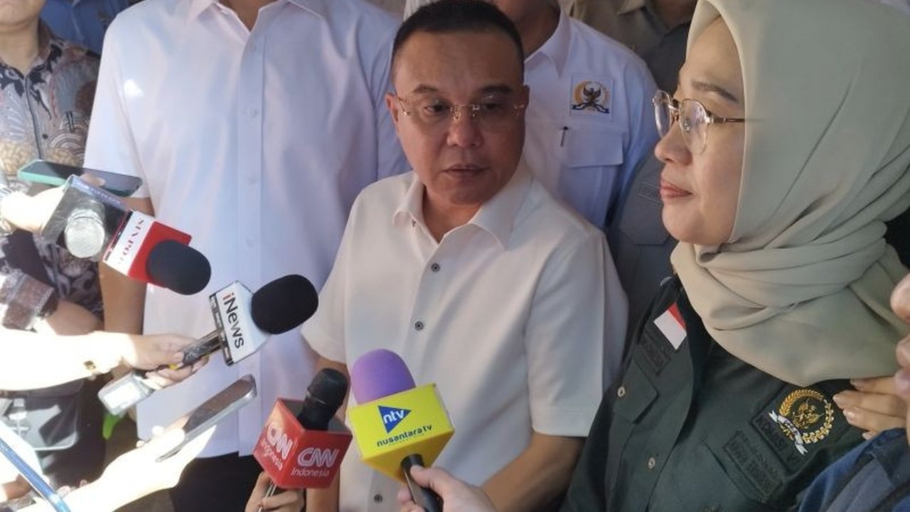 Wakil Ketua DPR RI, Sufmi Dasco Ahmad, menyatakan pemerintah akan mengumumkan keputusan terkait percepatan pengangkatan CPNS dan PPPK paling lambat pekan depan, menjawab desakan DPR agar proses tersebut selesai pada 2025.
