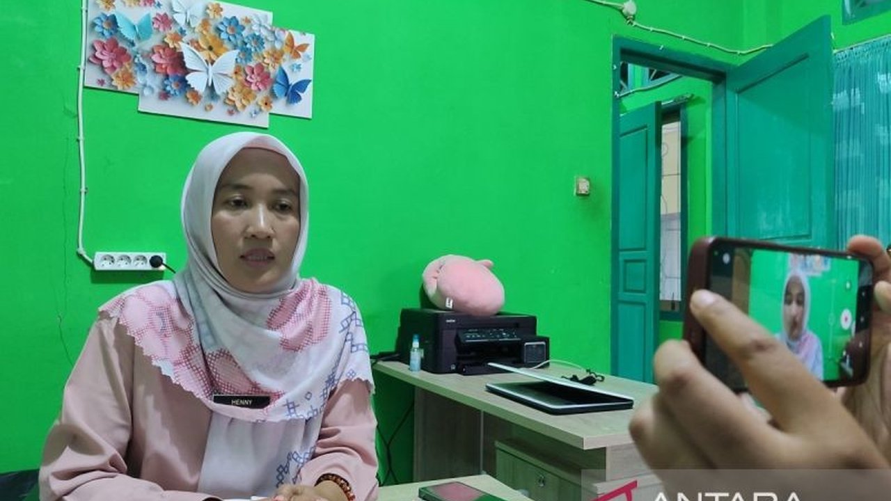 Pemerintah Kota Bengkulu laporkan penurunan signifikan kasus Jembrana pada hewan ternak, berkat pengobatan massal dan langkah pencegahan yang dilakukan Dinas Ketahanan Pangan dan Pertanian.