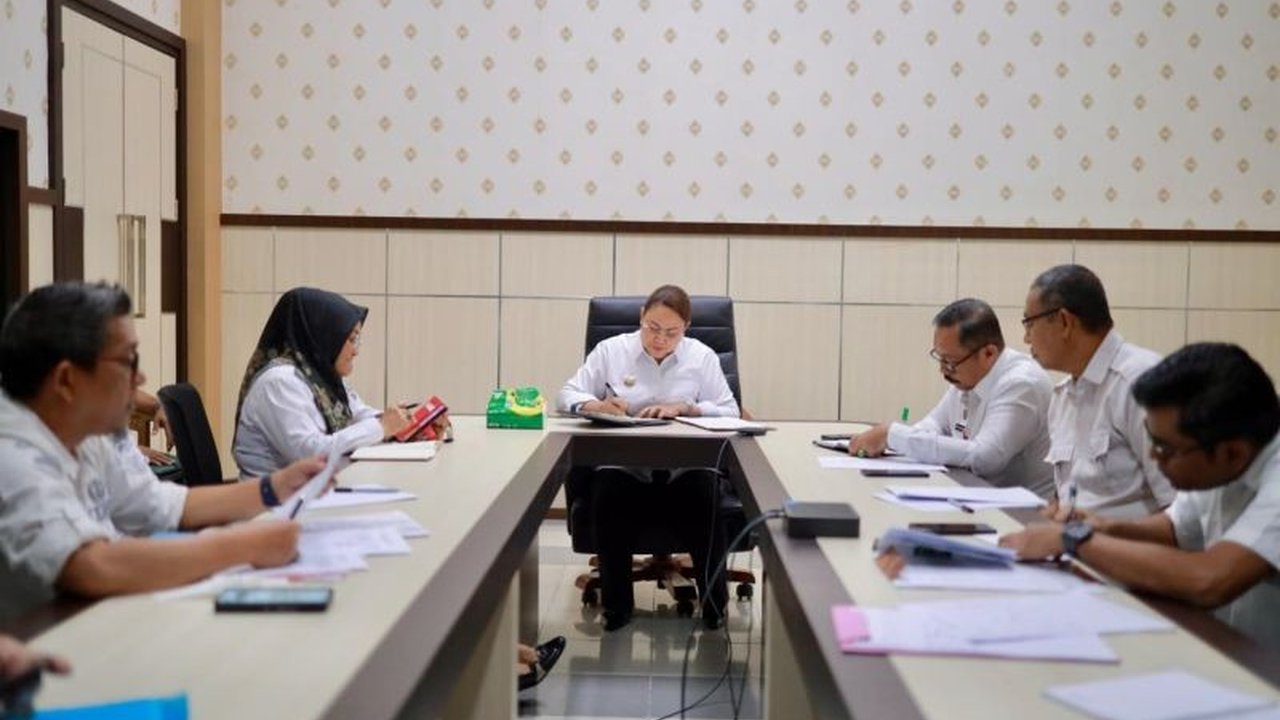 Pemkab Donggala membangun mal pelayanan publik dan meluncurkan aplikasi Lapor Bupati untuk memudahkan akses pelayanan dan meningkatkan partisipasi masyarakat.