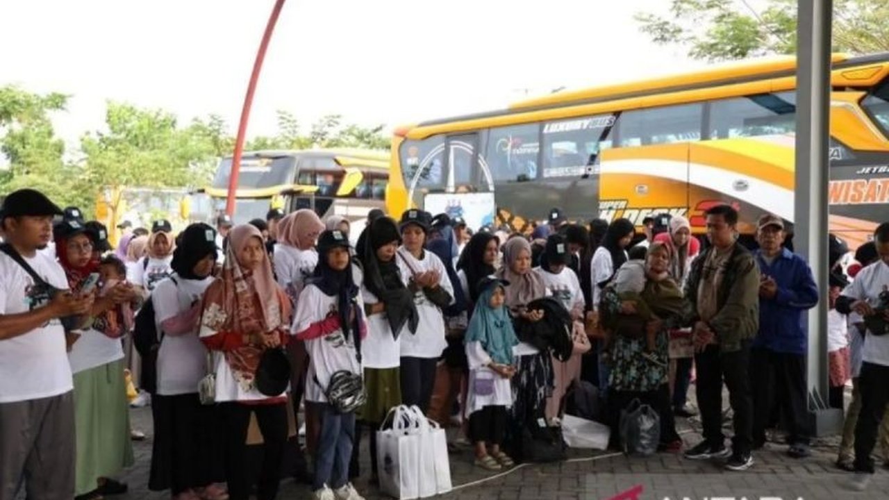 PTPN IV Regional III Riau sukses menyediakan 520 kursi mudik gratis ke Medan, Padang, dan Padang Sidempuan yang telah habis dipesan, menunjukkan peningkatan antusiasme masyarakat.