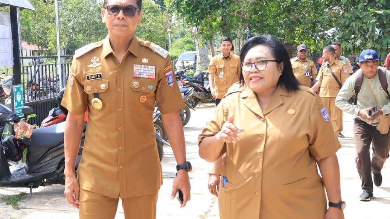 Dinas Kesehatan Papua Selatan merekrut 100 tenaga medis kontrak untuk ditempatkan di puskesmas di empat kabupaten, guna meningkatkan akses pelayanan kesehatan di daerah terpencil.