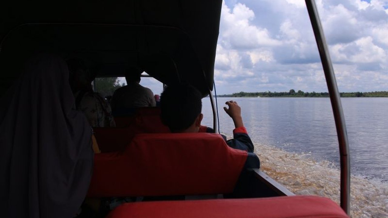 BMKG Palangka Raya memperingatkan nelayan di perairan selatan Kalimantan Tengah untuk mewaspadai potensi gelombang laut setinggi 1,5 meter selama sepekan ke depan.